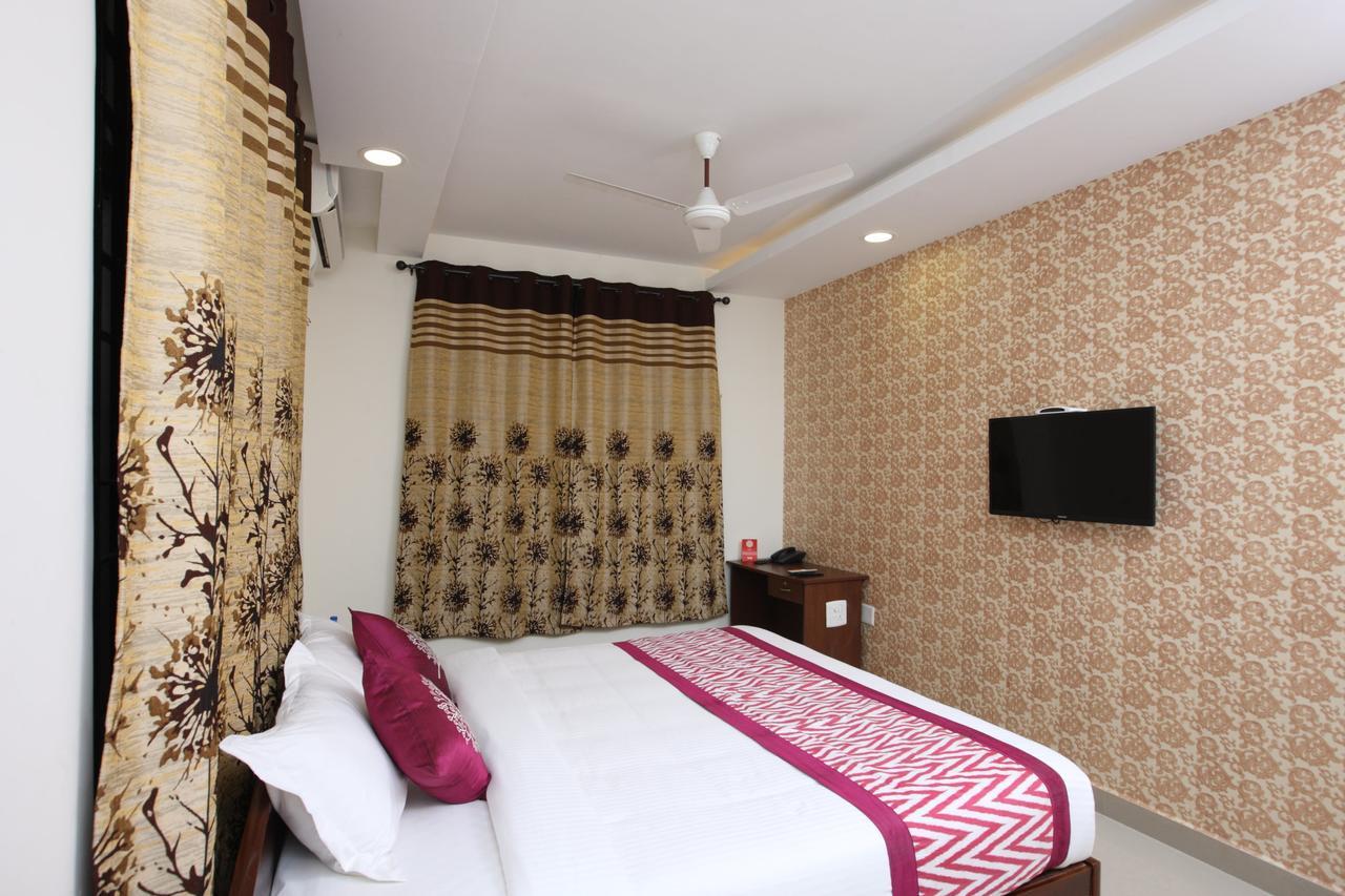 Hotel Oyo 14441 Sri Ramani And