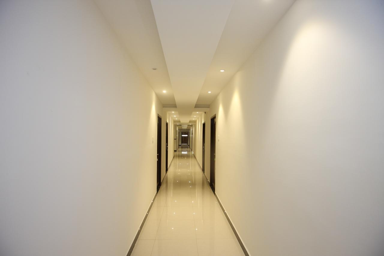 Hotel Oyo 14441 Sri Ramani And Chennai