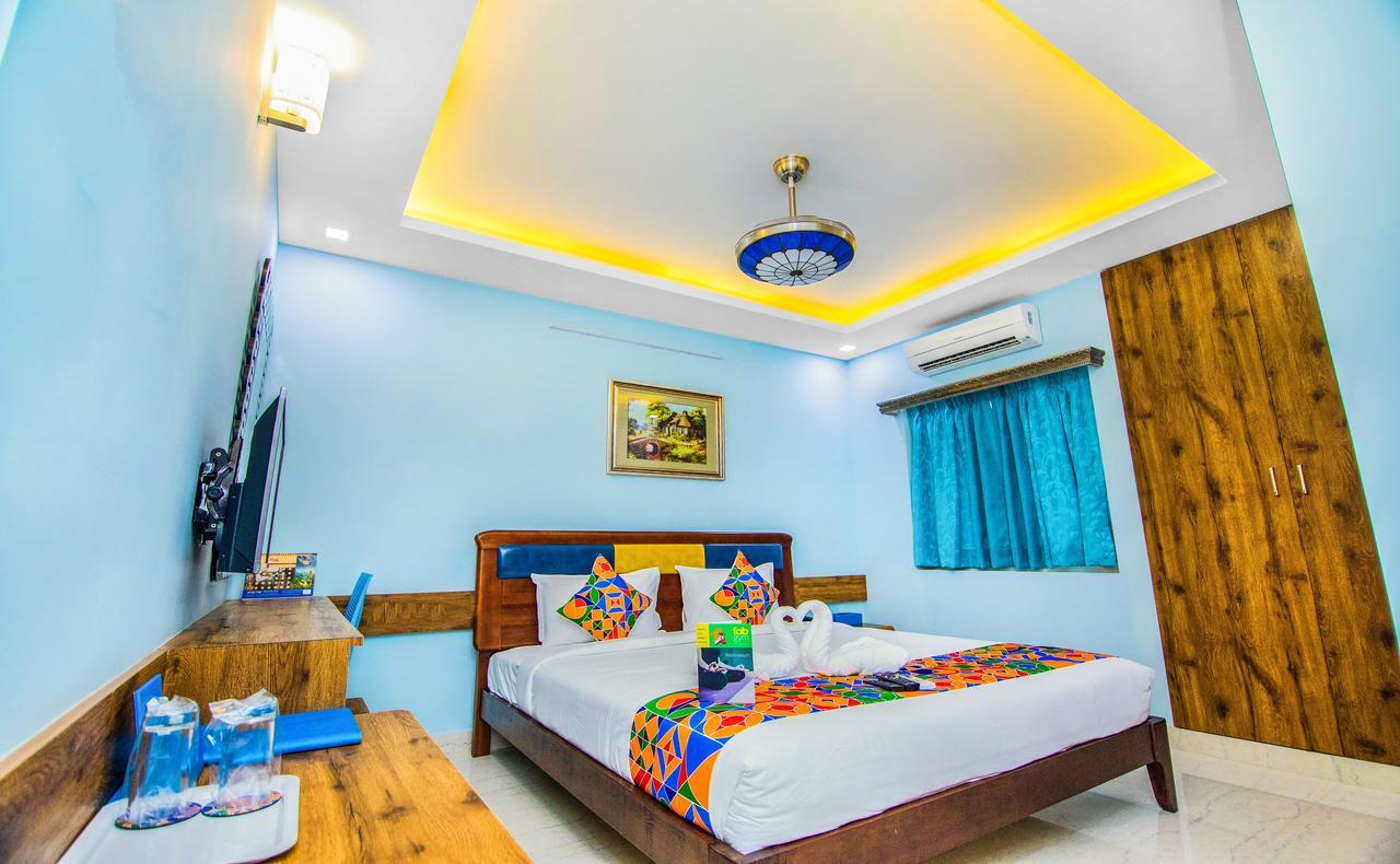 Ishka T Nagar Bus Terminus Hotel 3*