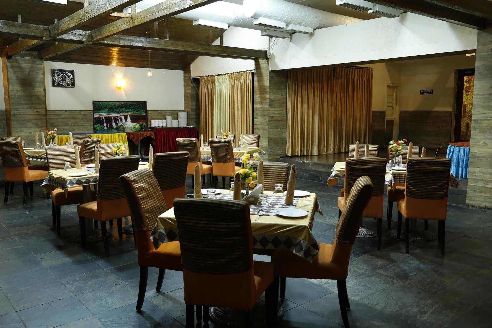 Hotel Fabhotel Prime Deluxe Chennai