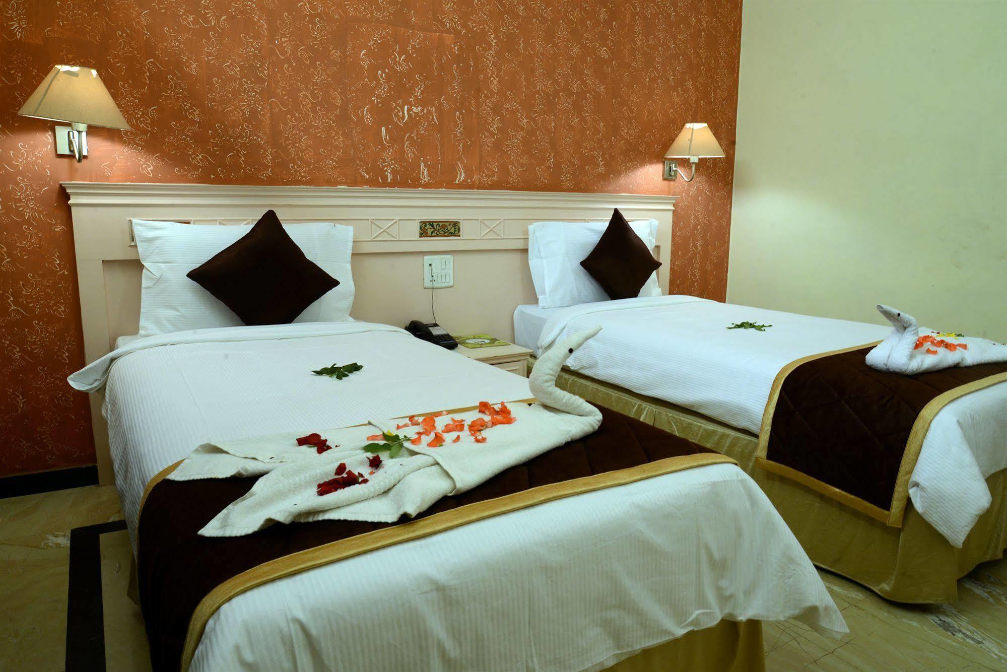 Hotel Glm Meridian 3*