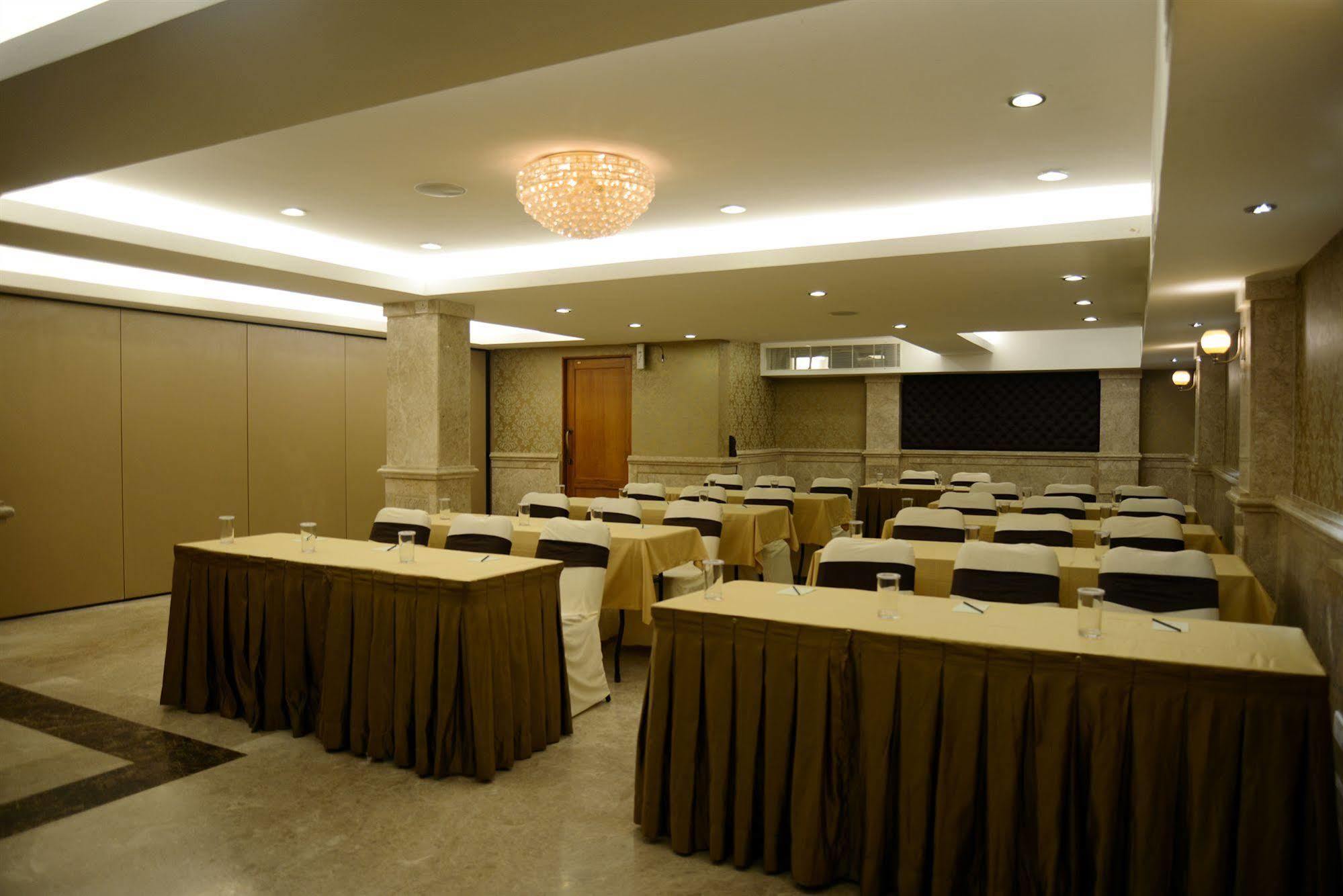 Hotel Glm Meridian