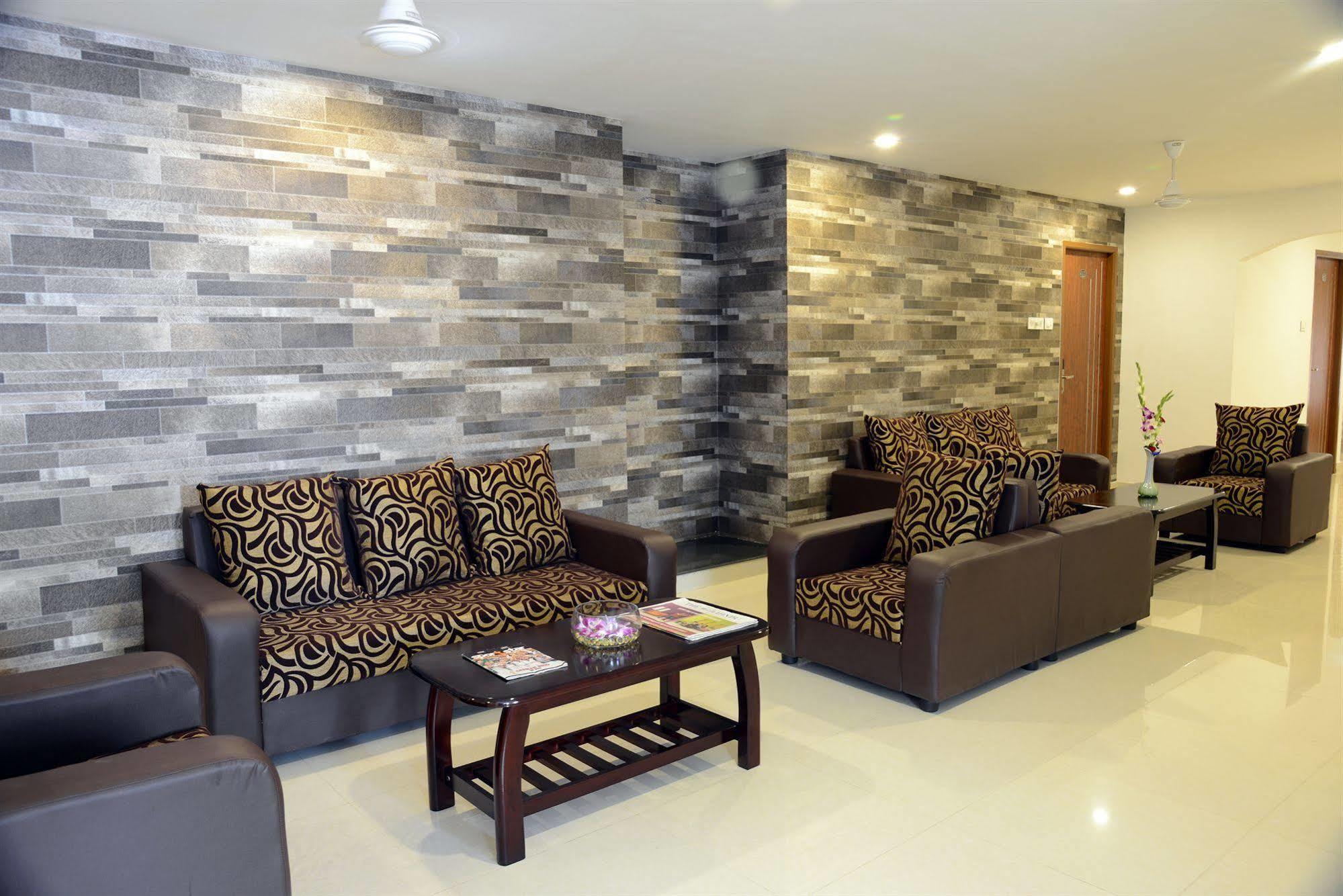 De Castle Hotel Chennai