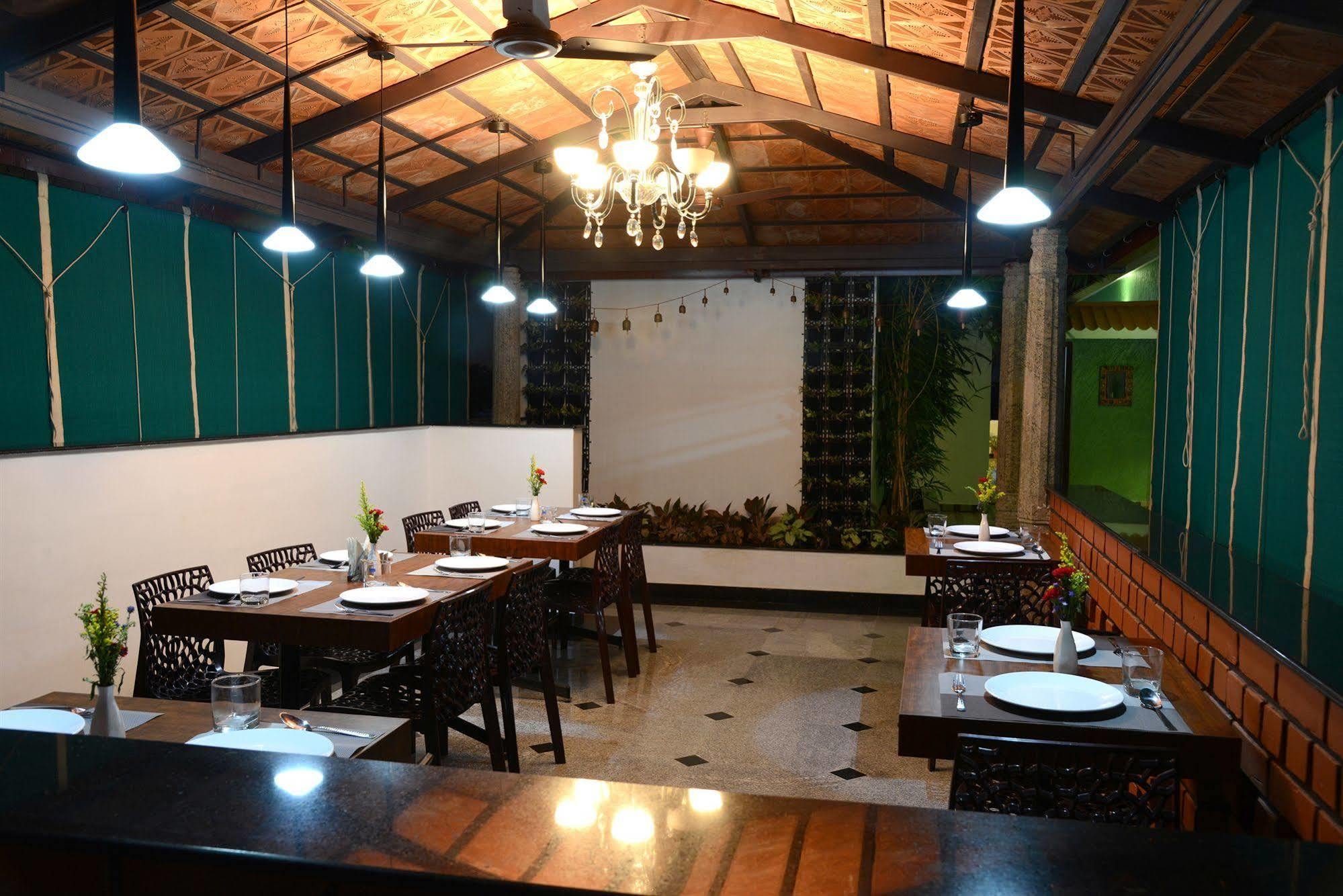 Hotel De Castle Chennai