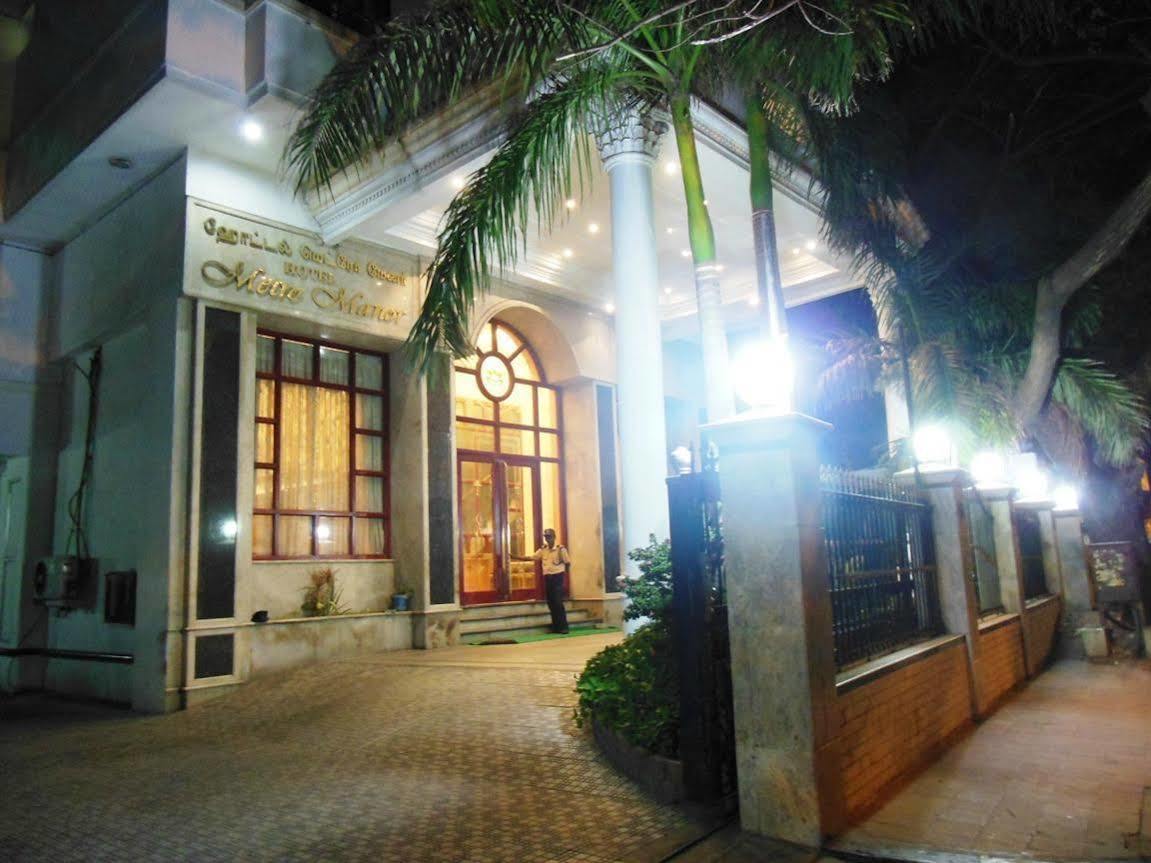 Metro Manor Hotel
