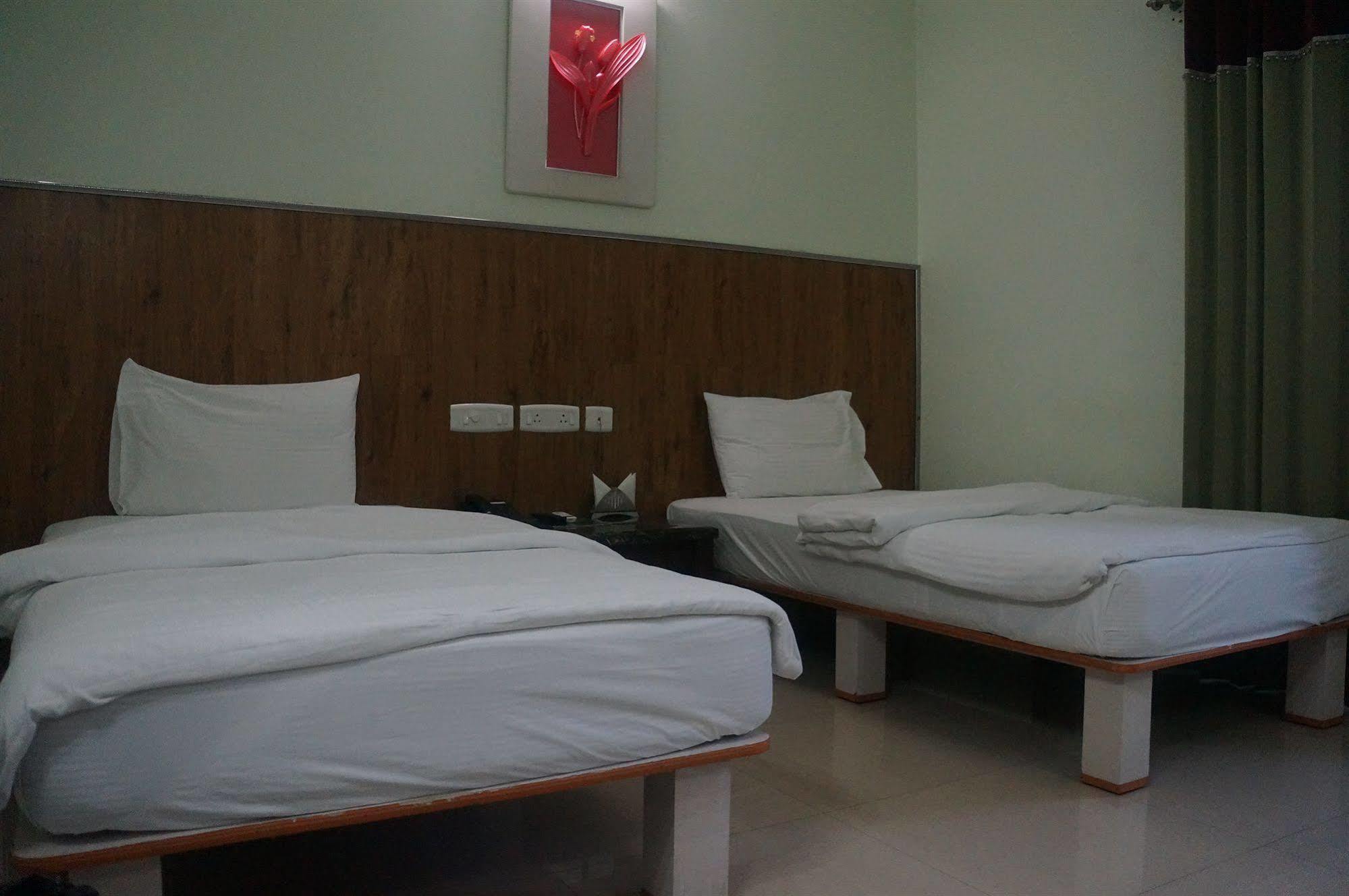 Lotels Hotel Chennai