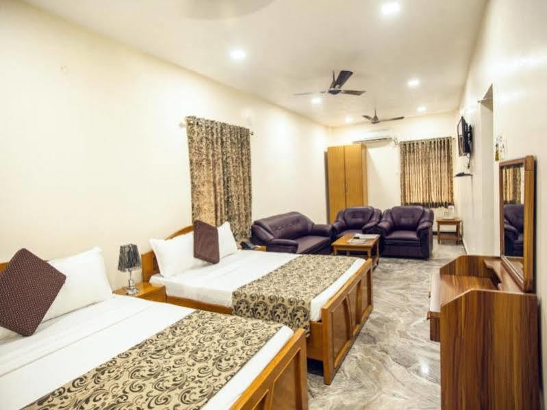 Rathnavel Towers Hotel Chennai