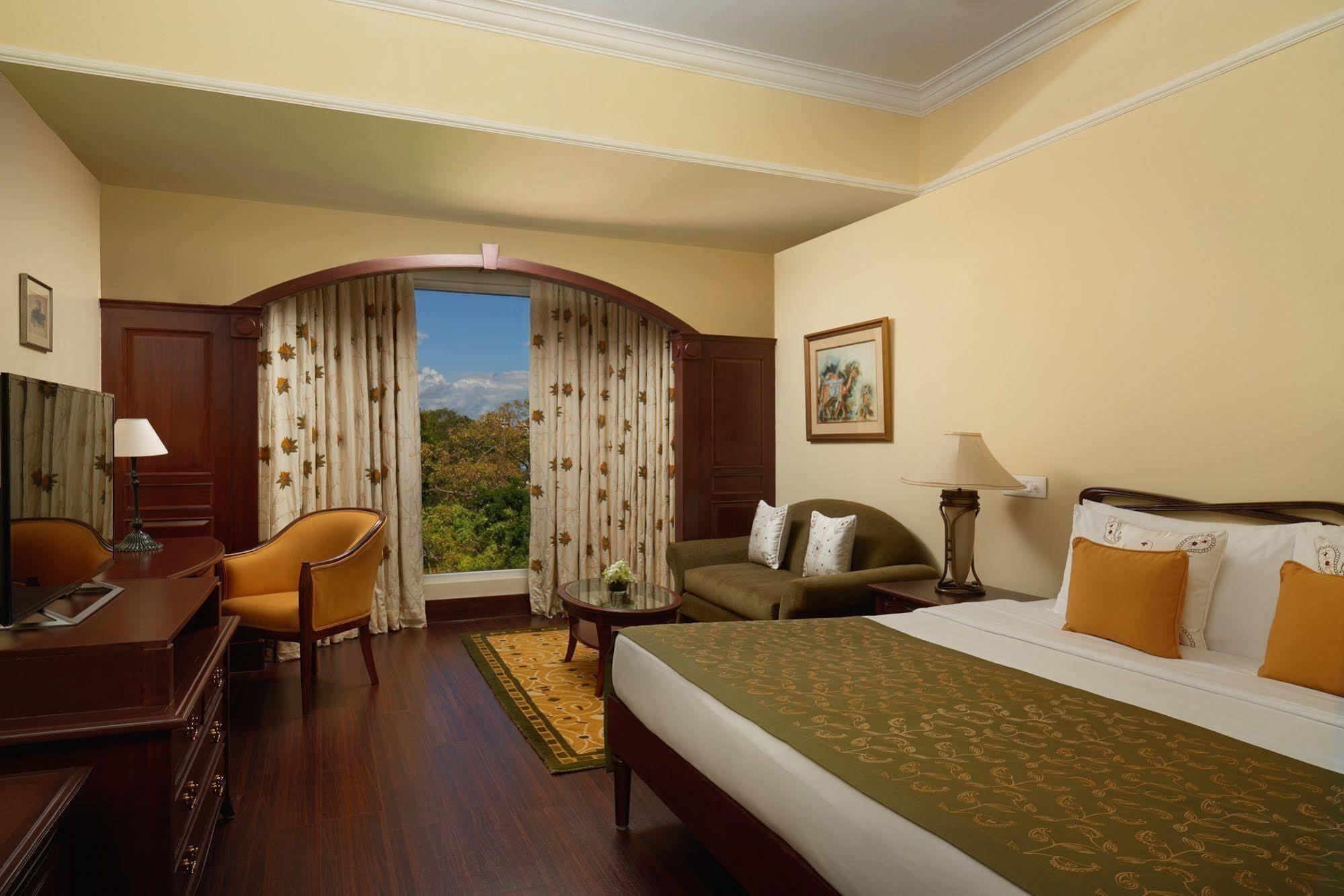 Taj Connemara, 5* Chennai