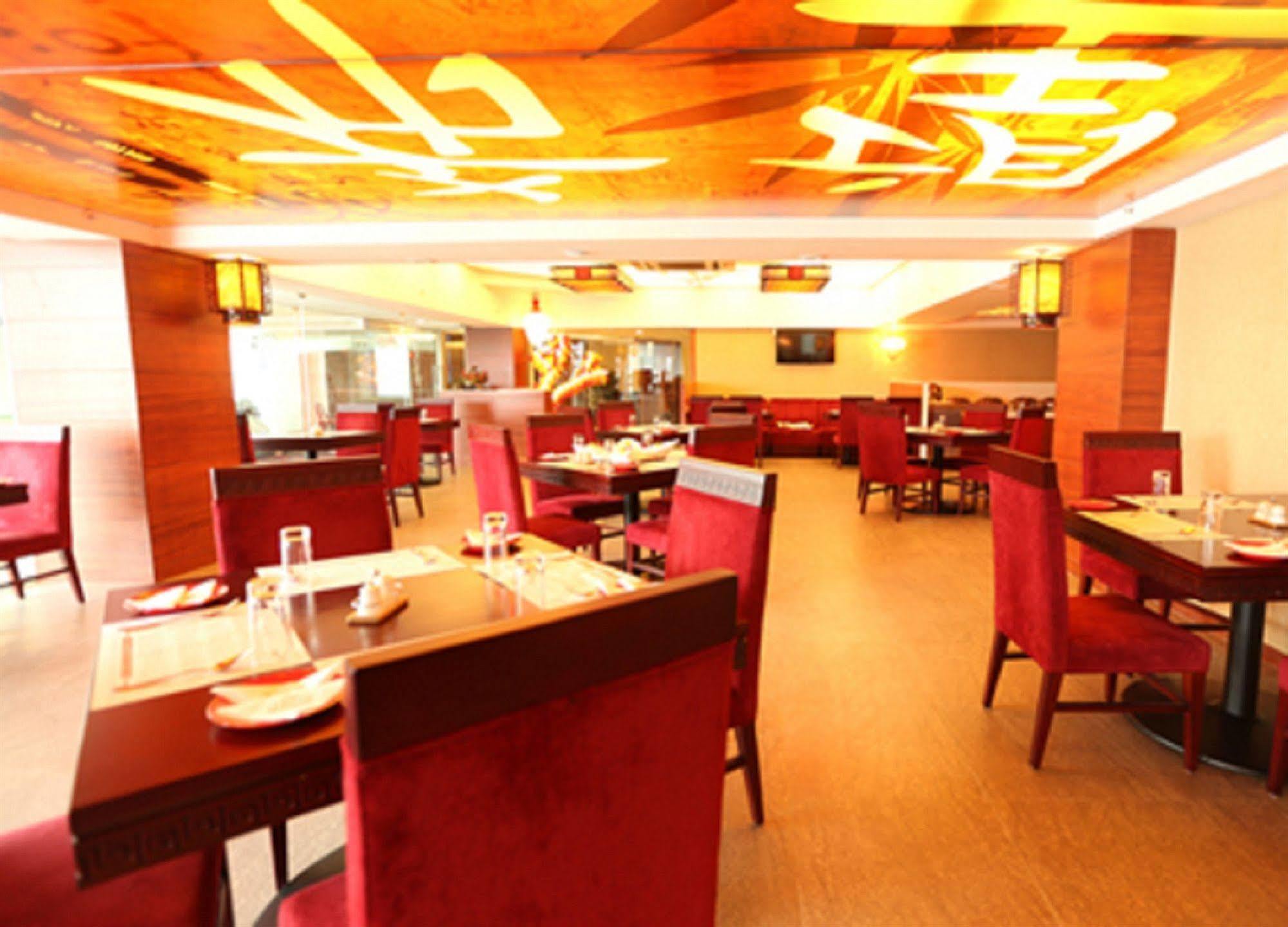 Le Palace Hotel Chennai