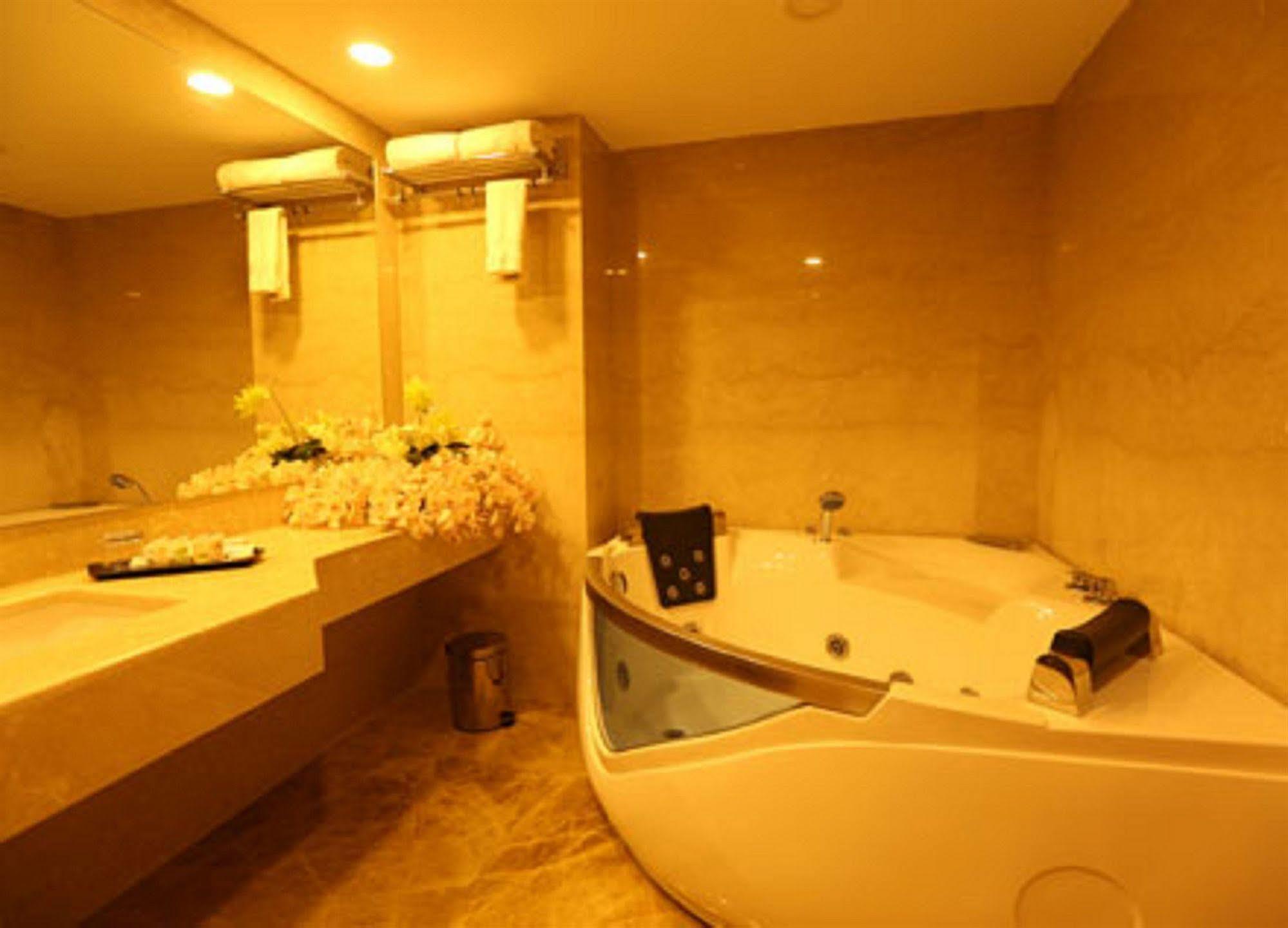 Le Palace Hotel Chennai