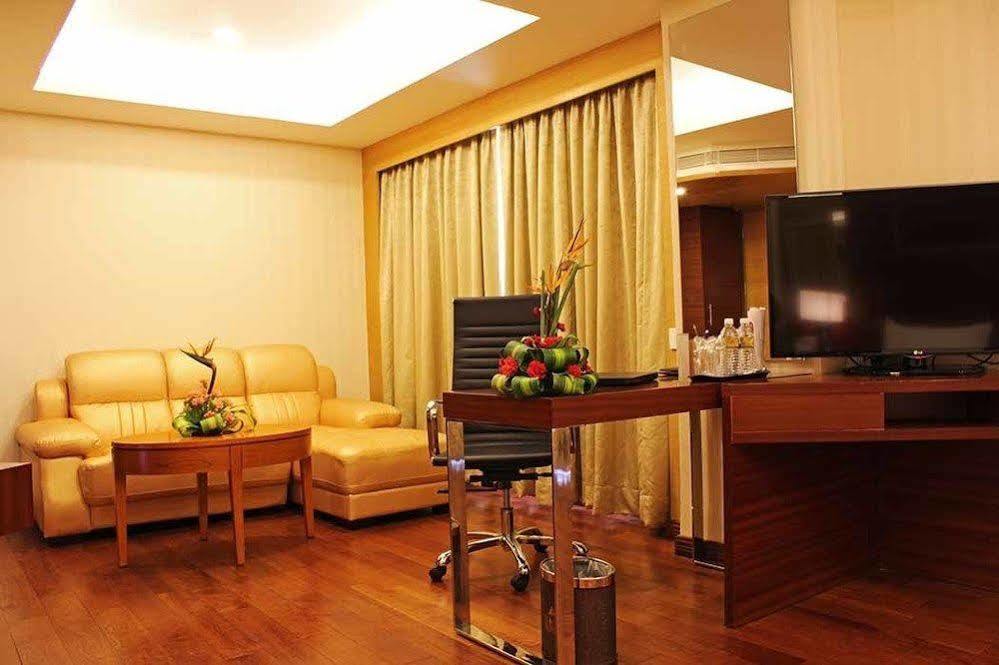 Hotel Le Palace 3*
