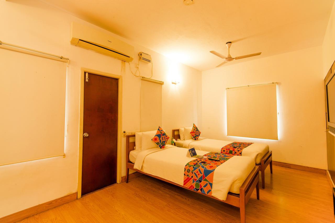 Hotel Capital O 35927 Comfort Suites 3*