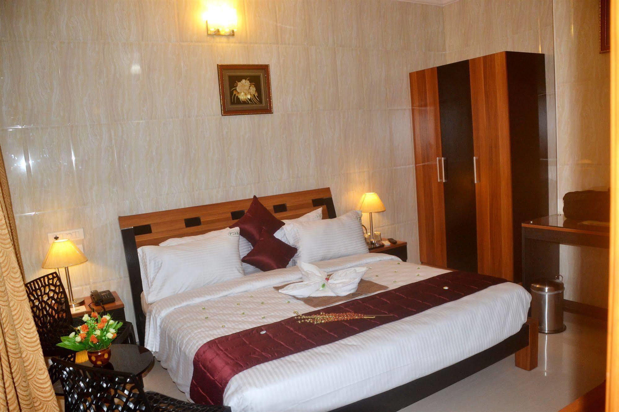 Hotel Peace Chennai