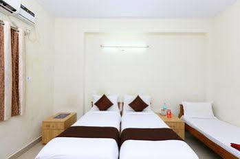 Capital O 10546 Parkway Inn Hotel 3*