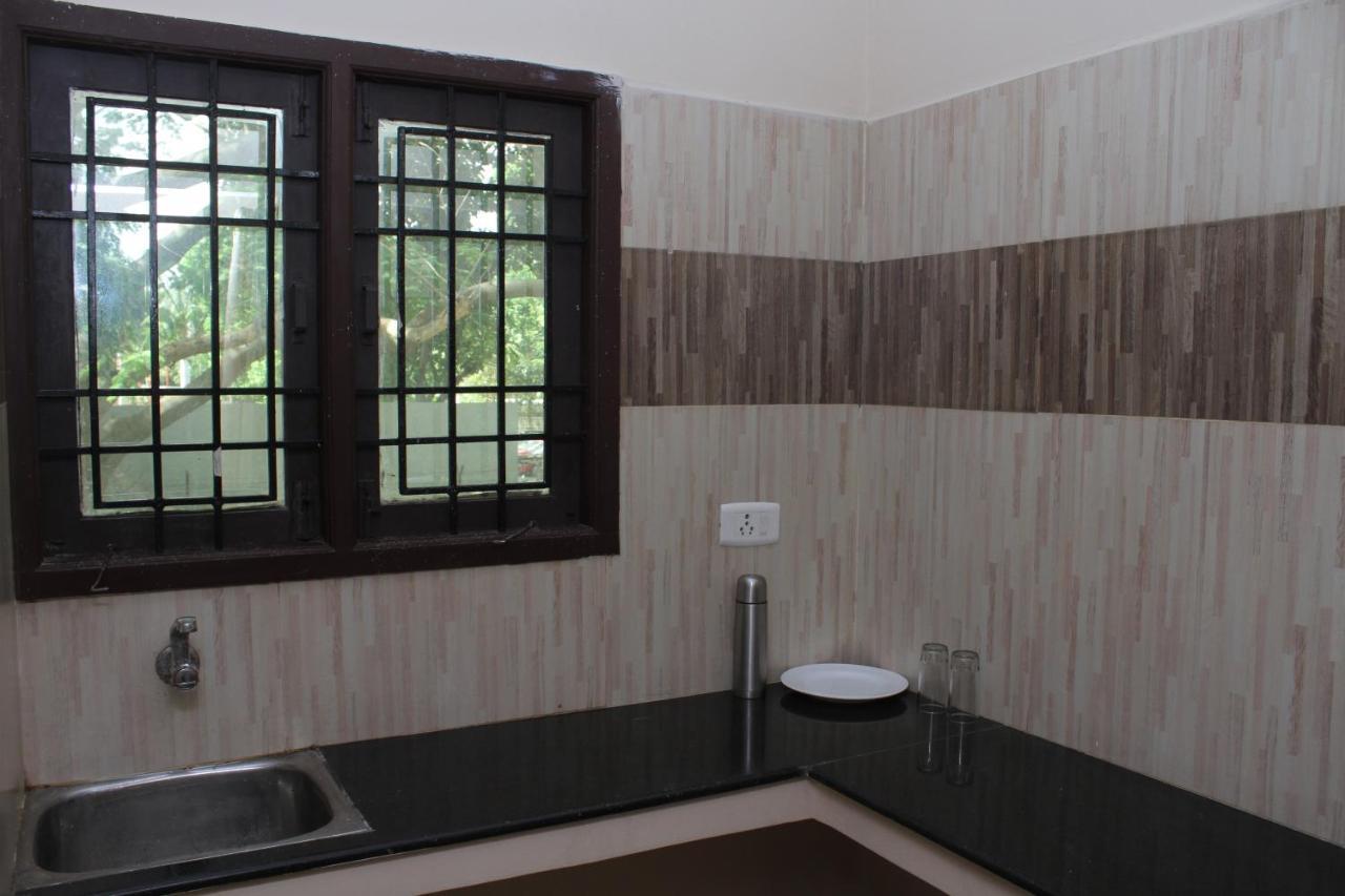 R B Residency Rumah tetamu Chennai