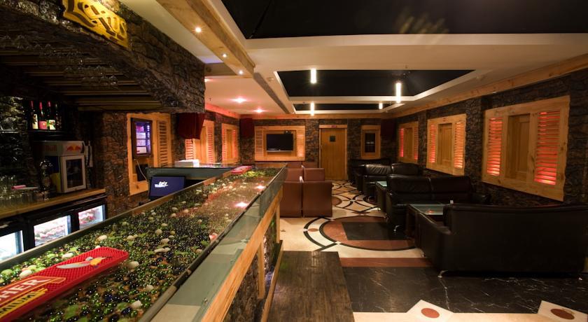 Benzz Park Hotel