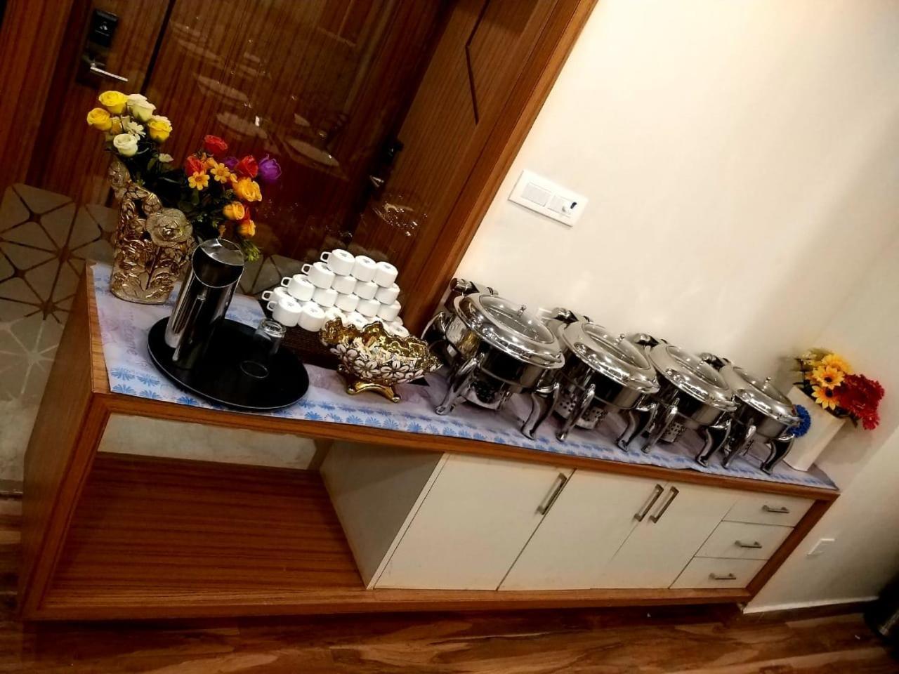 Hotel Grand Elegant 3*