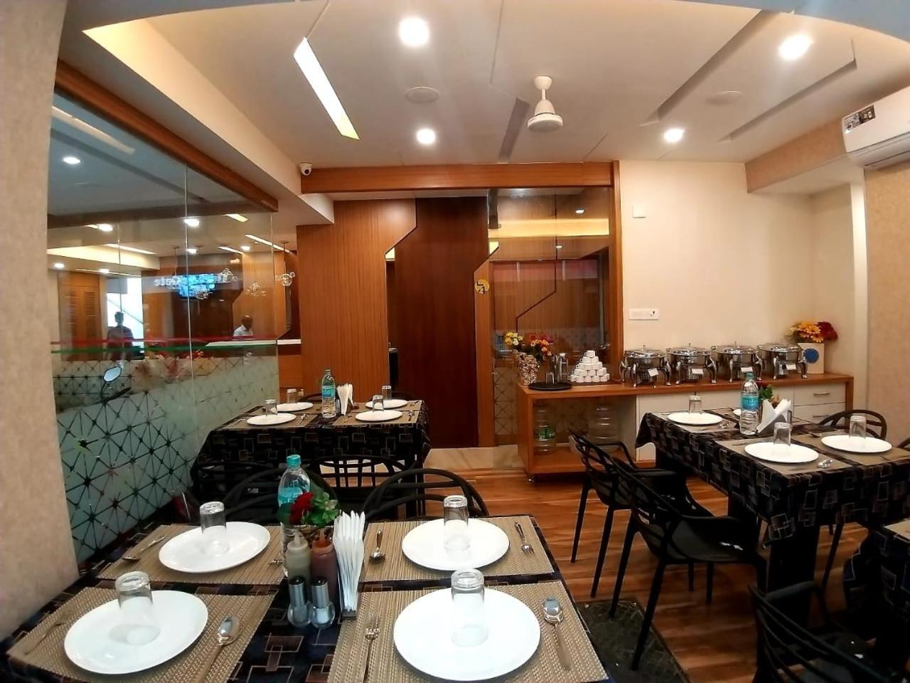 Grand Elegant 3* Chennai