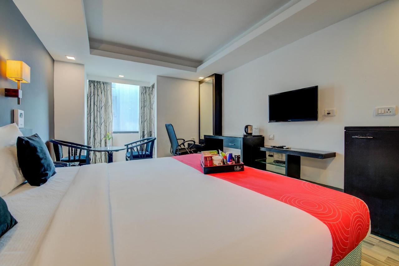Hotel Collection O 30035 Esthell Near Malar Hospital 3*