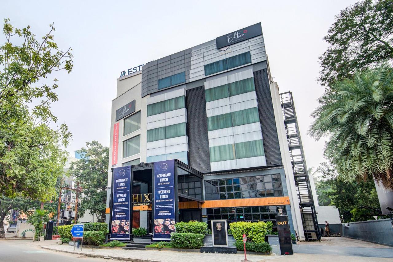 Hotel Collection O 30035 Esthell Near Malar Hospital