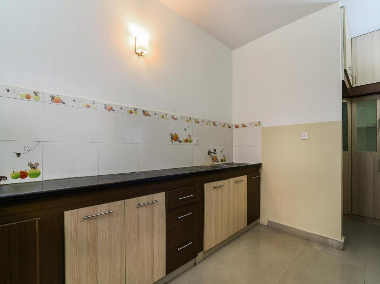 Oyo Flagship 324 Velachery Madipakkam 3*