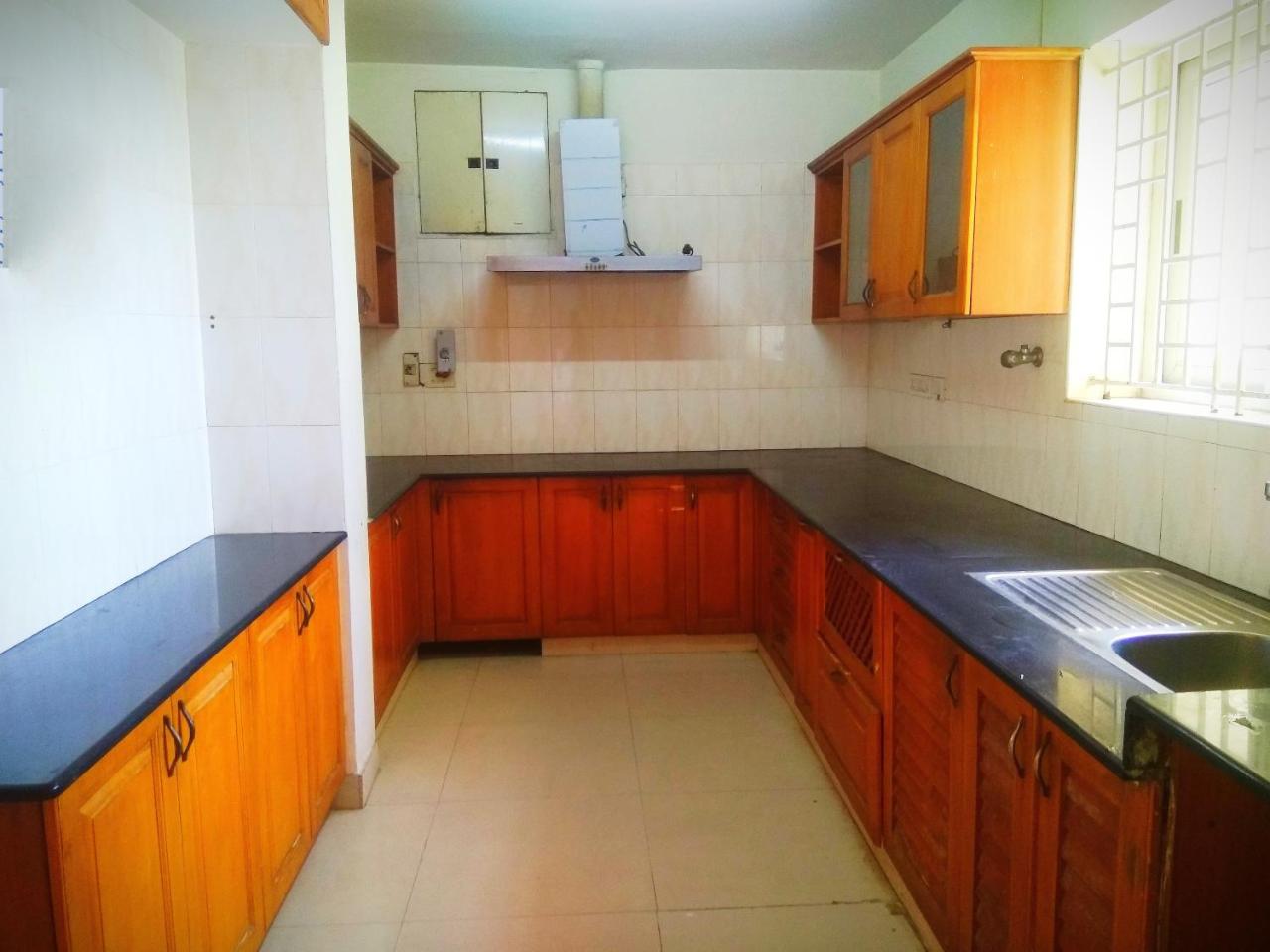 Beach Penthouse, * Chennai