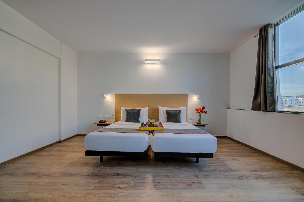 Hotel Oyo Townhouse 42 Urvashi Theatre Chennai