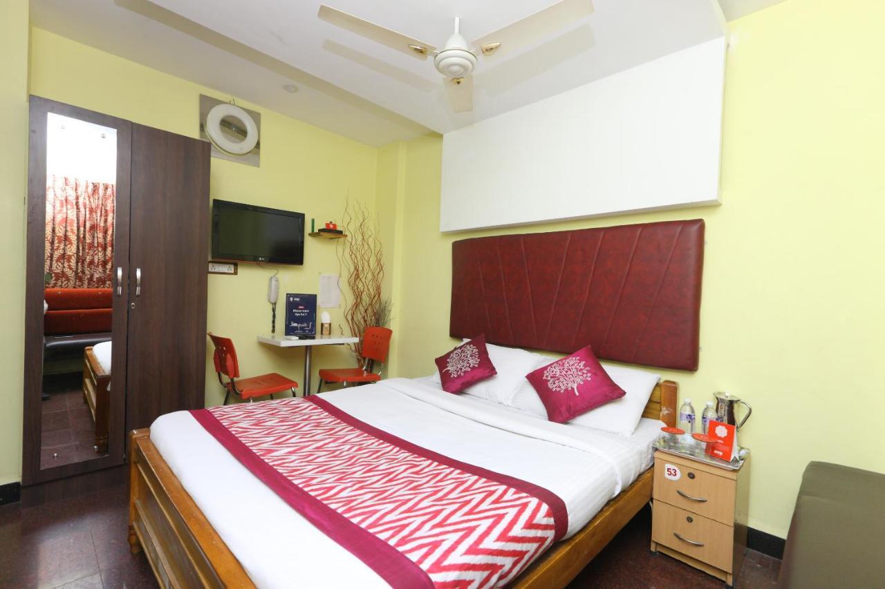 Oyo 8973 Velachery Chennai