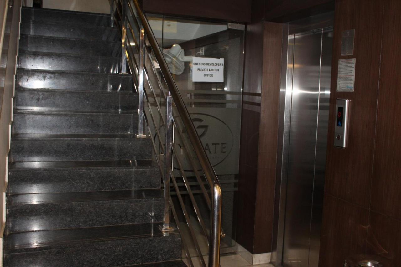 Hotel Sky Gate Hotel Near Apollo Main, Women'S & Children'S Us Consulate Sankara Netralaya Goethe Institute Prestigepalladium Shastri Bhavan Senmozhi Poonga Raj Ratnam Stadium Taj Coromandal India Oil Bhavan Dr Mohan'S Diabetics Vac Chennai Chennai