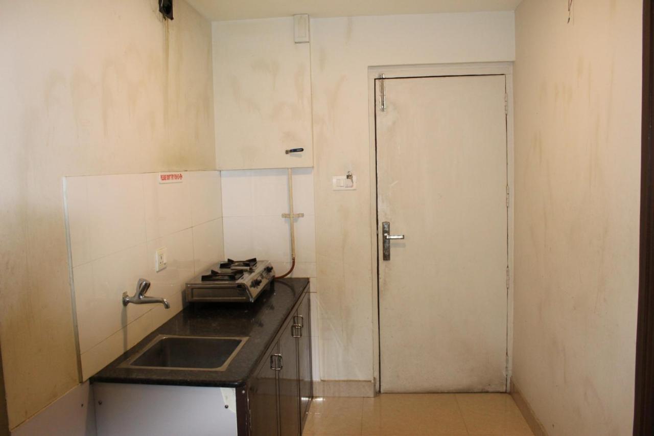 Sky Gate Hotel Near Apollo Main, Women'S & Children'S Us Consulate Sankara Netralaya Goethe Institute Prestigepalladium Shastri Bhavan Senmozhi Poonga Raj Ratnam Stadium Taj Coromandal India Oil Bhavan Dr Mohan'S Diabetics Vac Chennai Hotel 2*