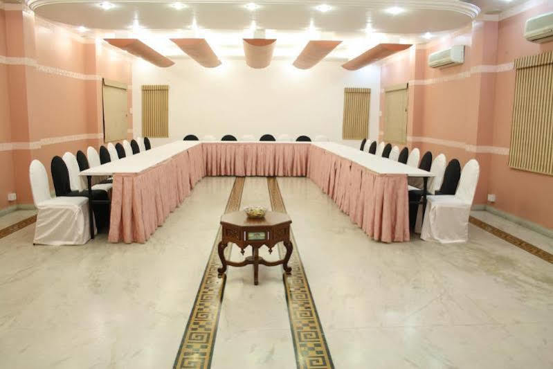 Hotel Crescent Park Chennai