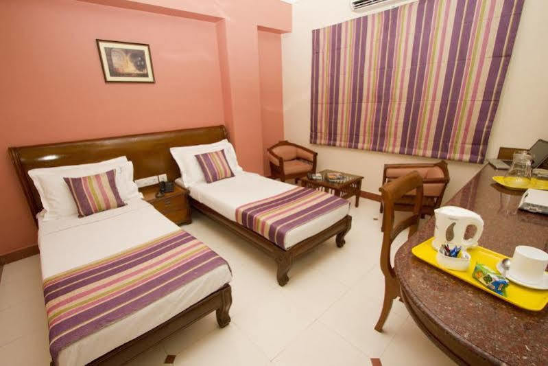 Crescent Park Hotel Chennai