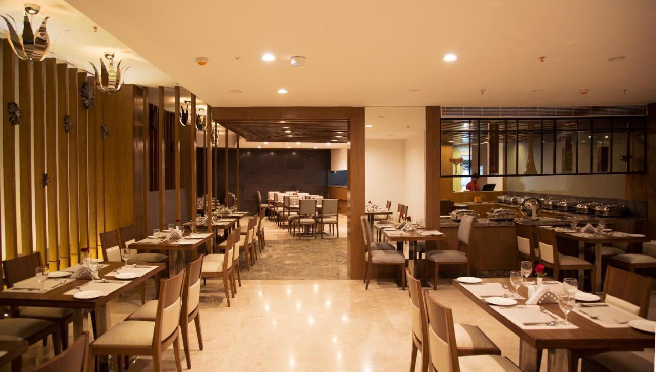 Hotel V 7 Hotel 3*
