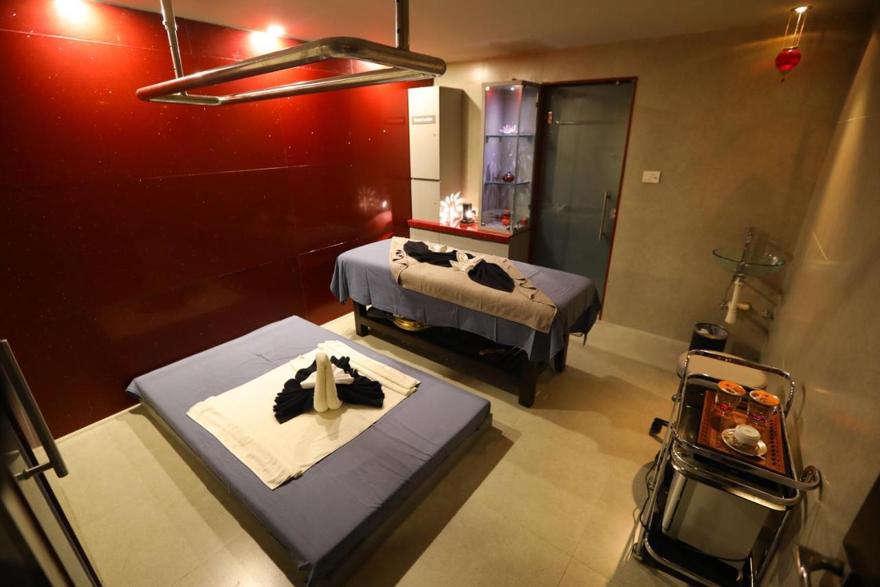 V 7 Hotel Hotel 3*