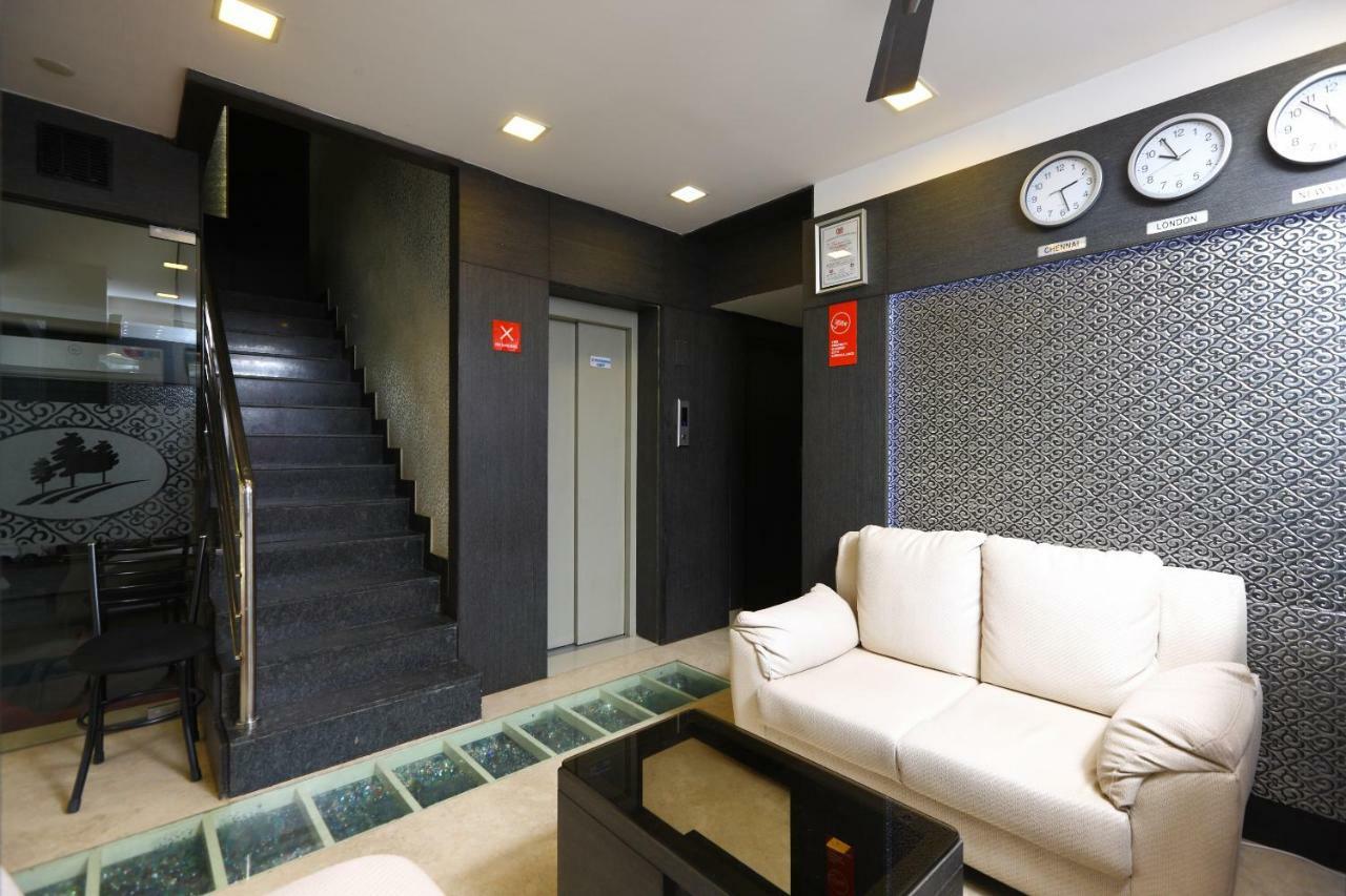Hotel Oyo Flagship 486 Nungambakkam-greams Road-apollo Hospital 3*