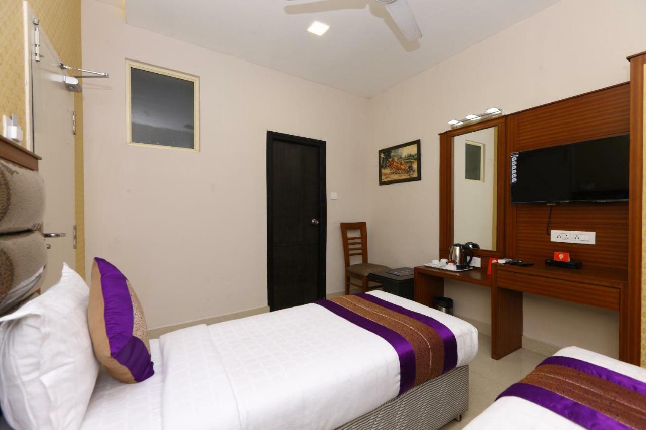 Oyo Flagship 486 Nungambakkam-greams Road-apollo Hospital 3* Chennai