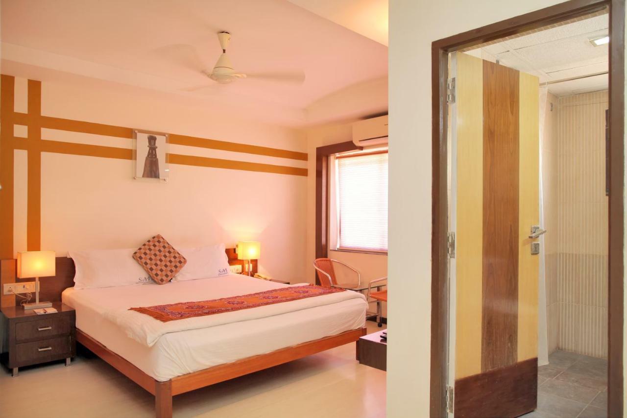 Hotel Sai Orbit Serviced Porur