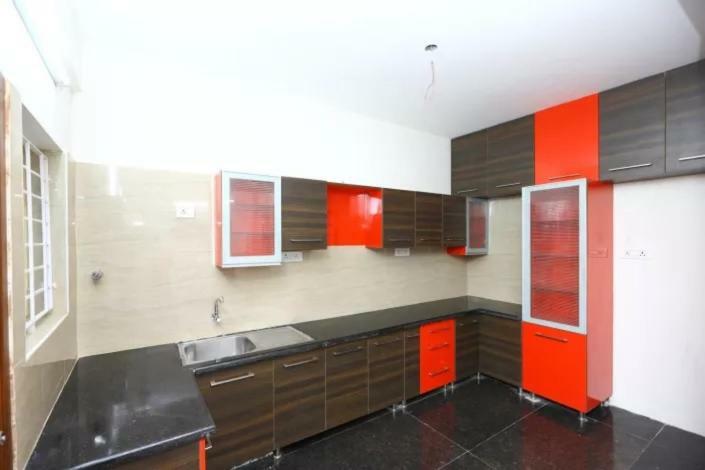 The Posh Residency, Ecr *