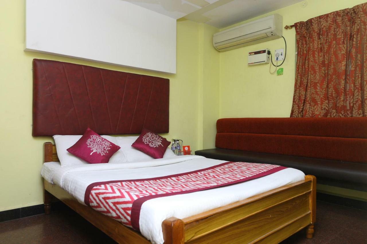 Hotel Oyo 8973 Velachery Chennai