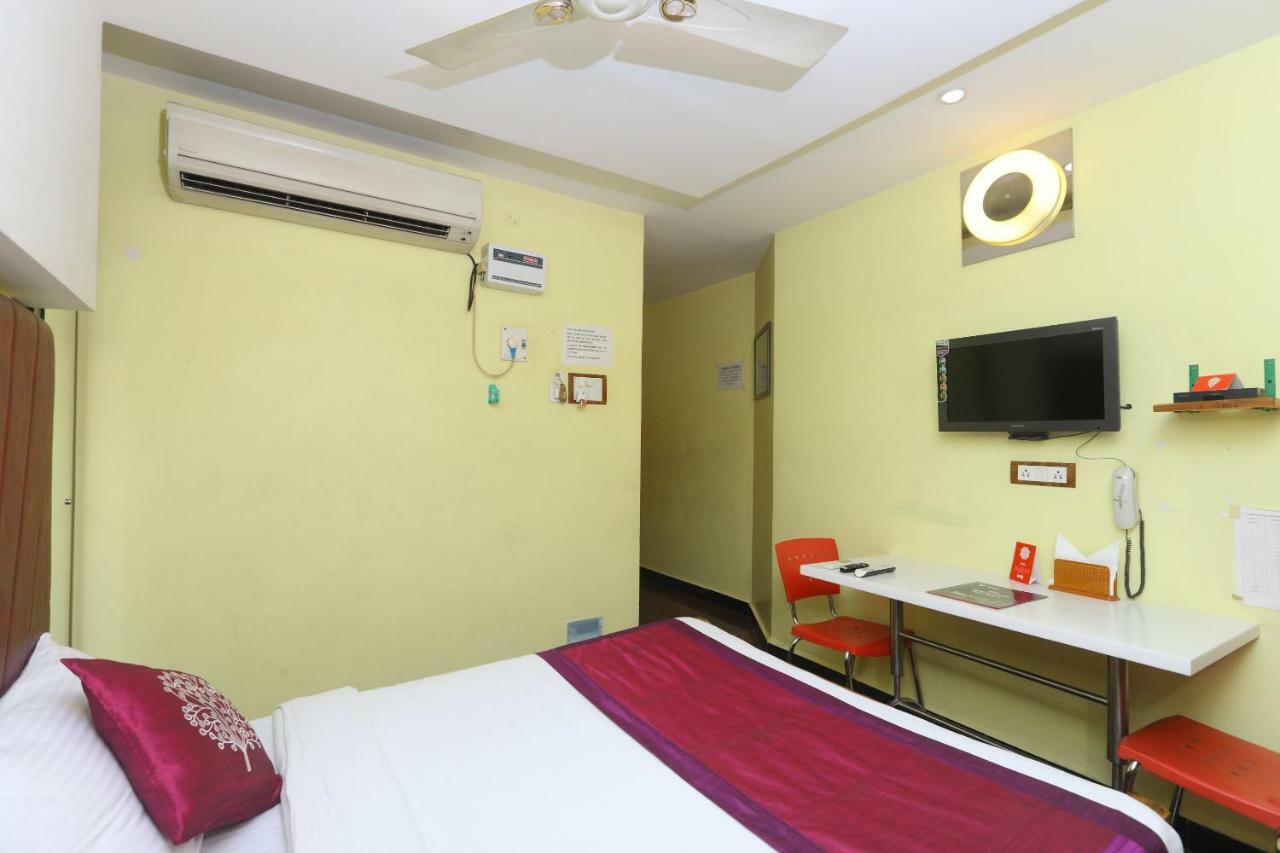 Oyo 8973 Velachery Hotel Chennai