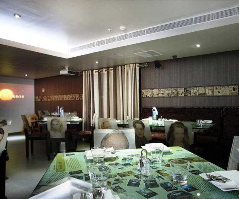Hotel The Spring 3*