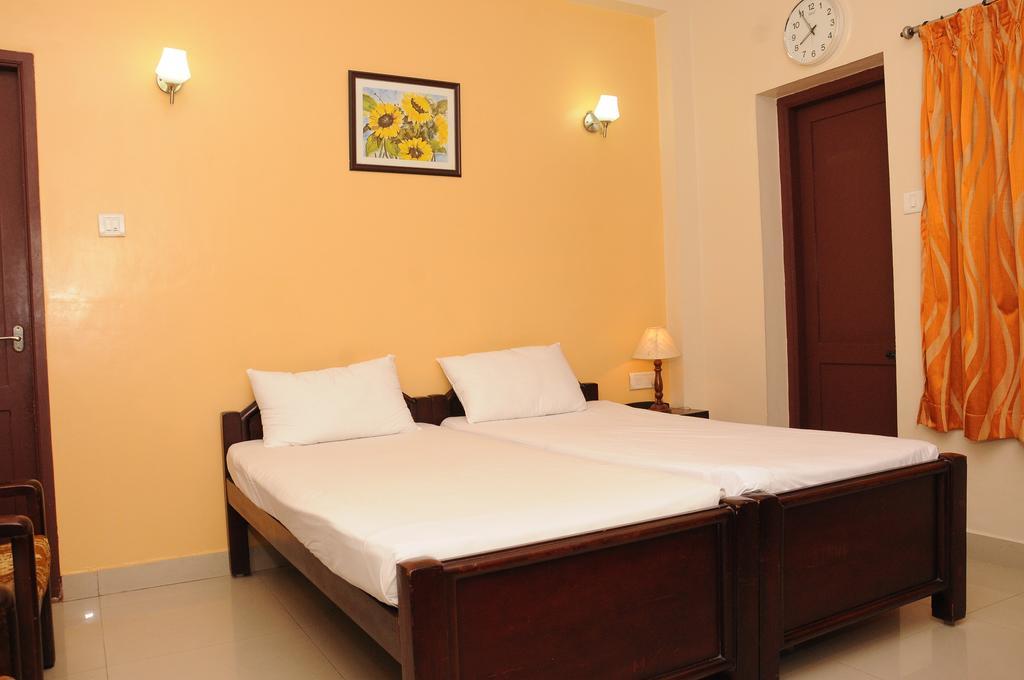 Gemini Residency Hotel 3*