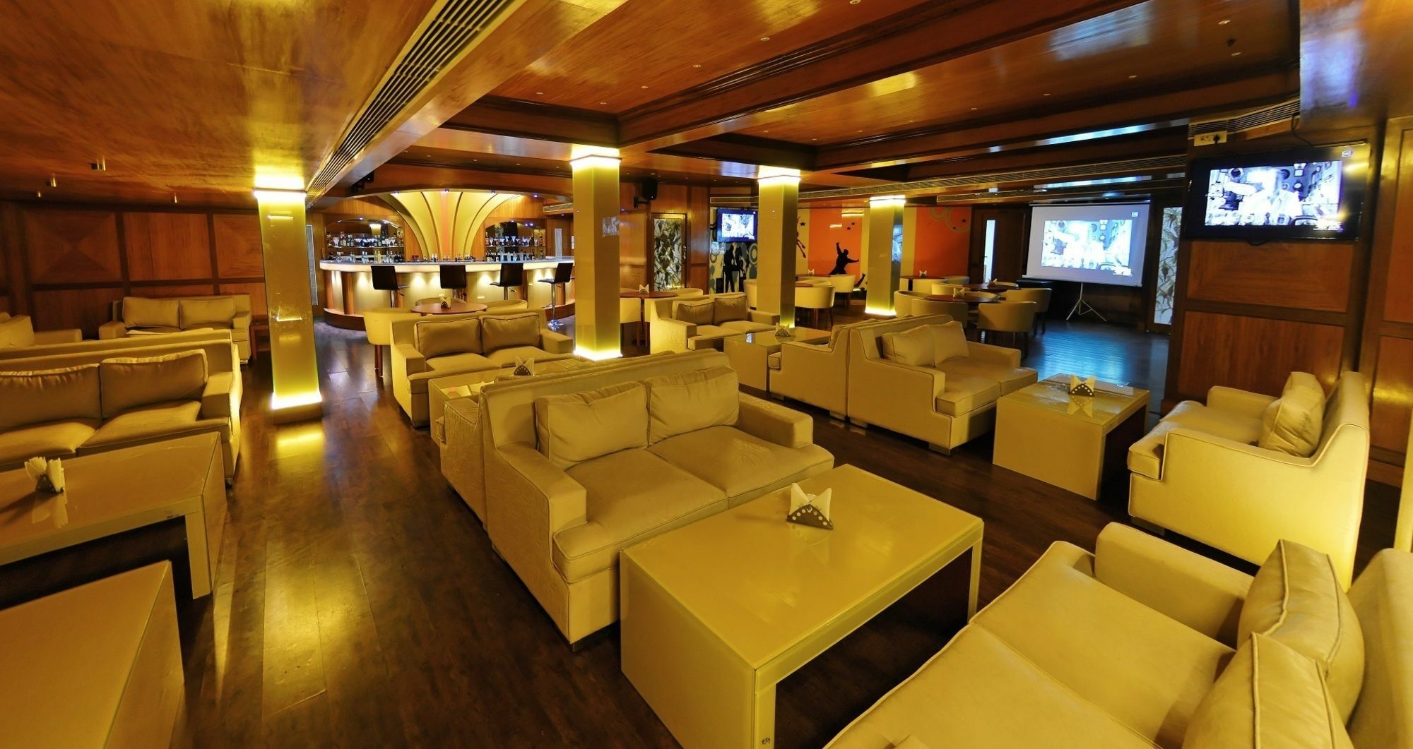 Metro Grand 3*