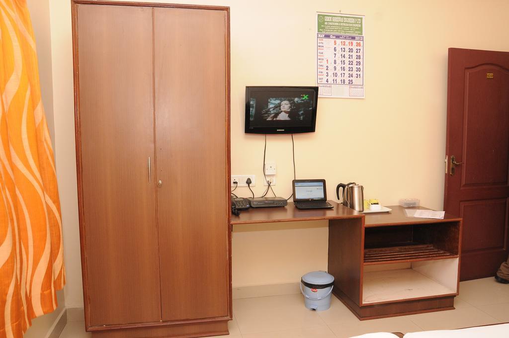 Hotel Gemini Residency 3*