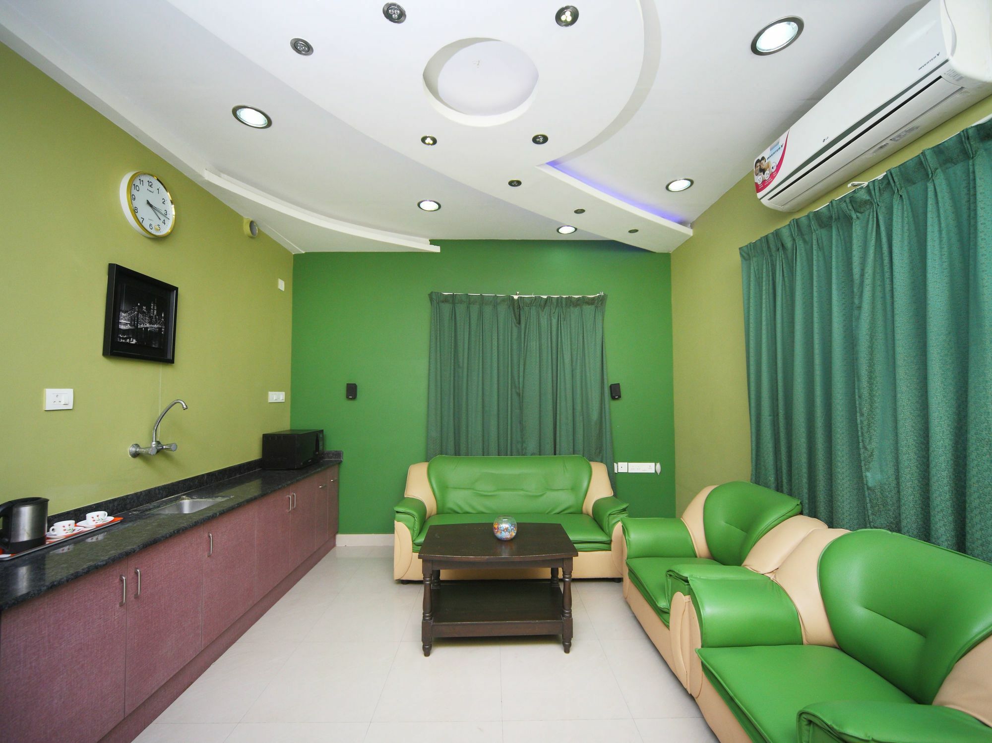 Max Classic Serviced Guest house