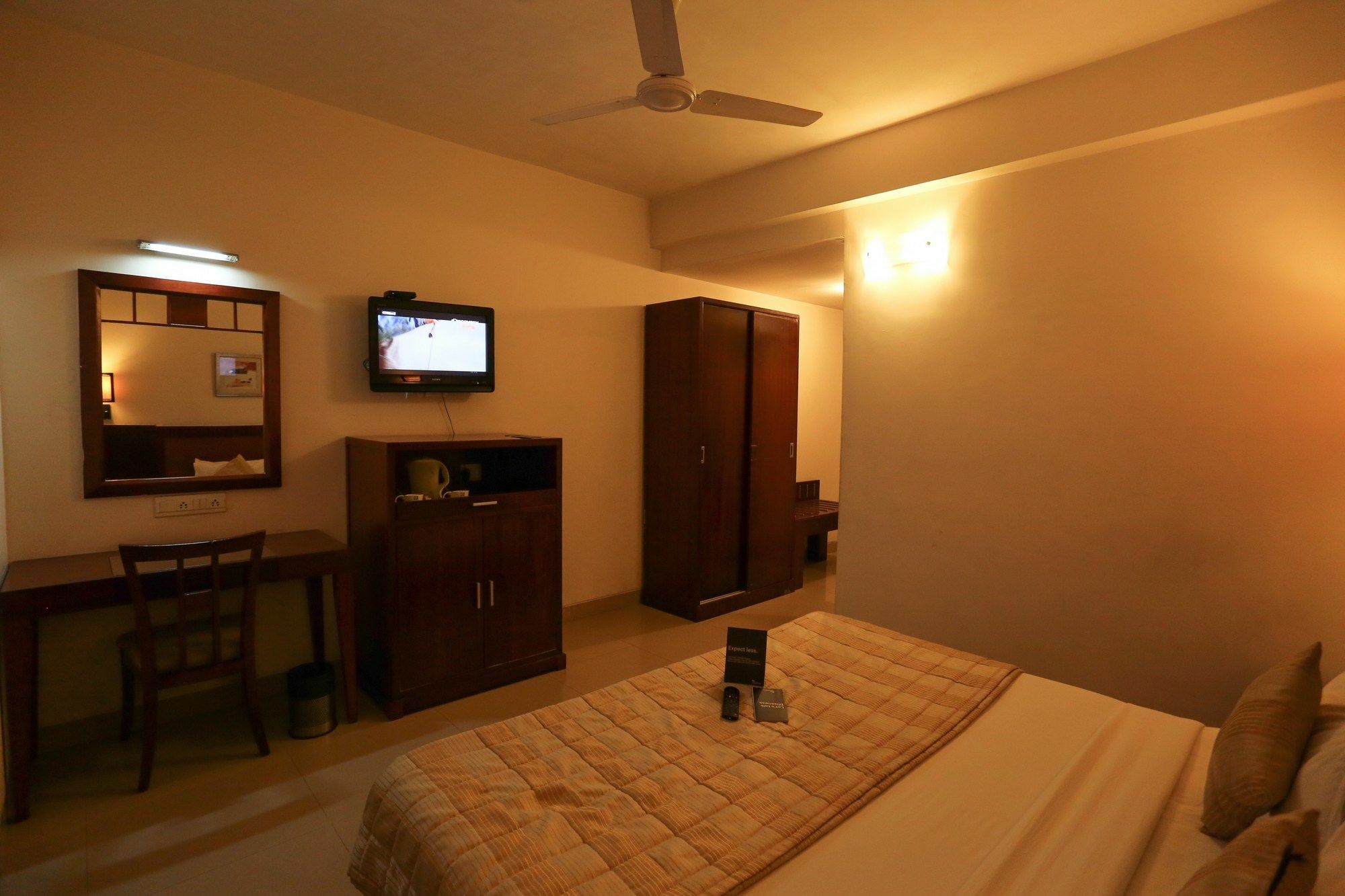 Oyo Townhouse 026 T Nagar Hotel 3*