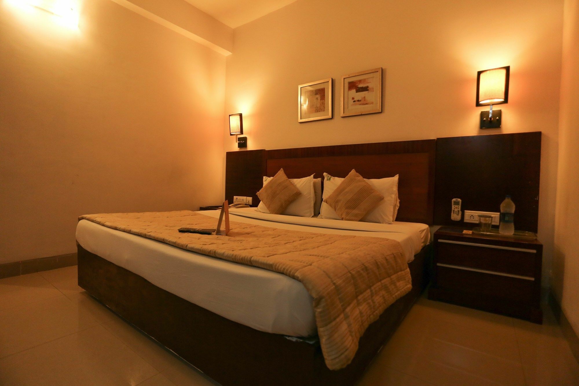 Oyo Townhouse 026 T Nagar Hotel Chennai