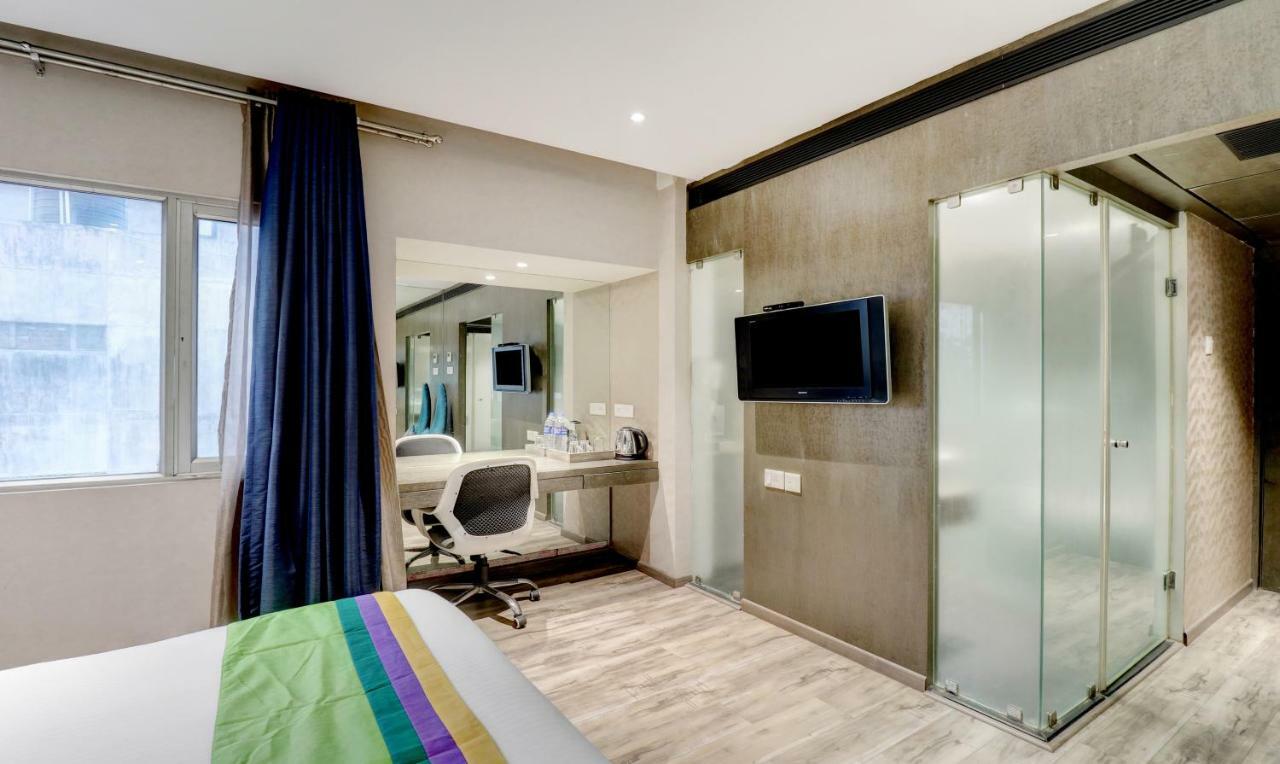 Hotel The Spring Chennai