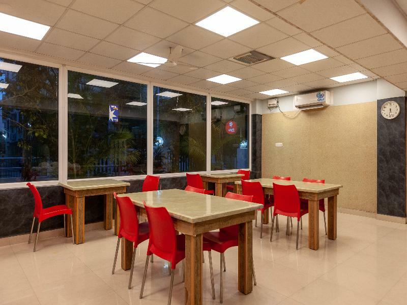 Lotels Hotel 2*