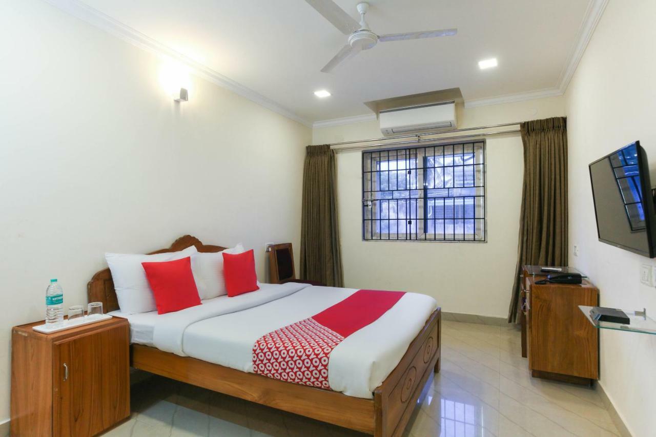 Guest house Oyo 47969 Red Shield *